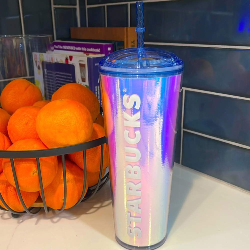 2023 Iridescent Chrome Dome Starbucks Cup